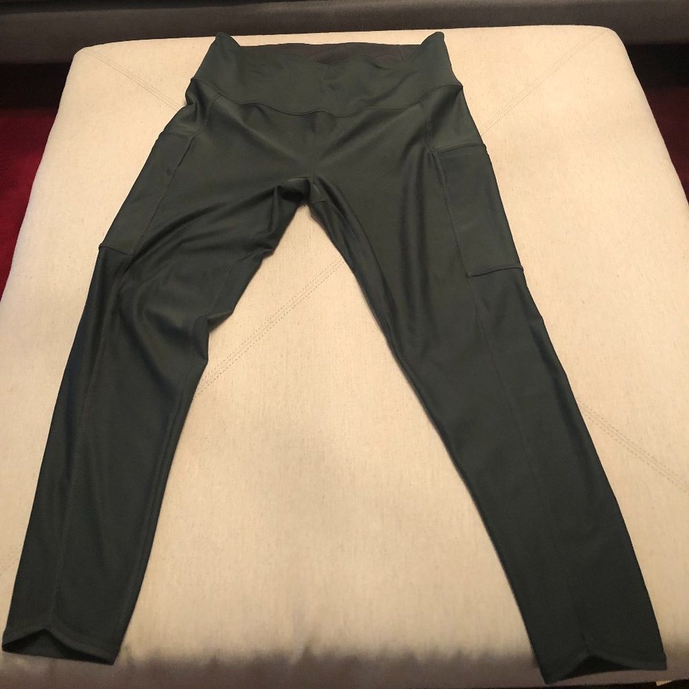 GREY TIGHTS BY ZELLA  (L)